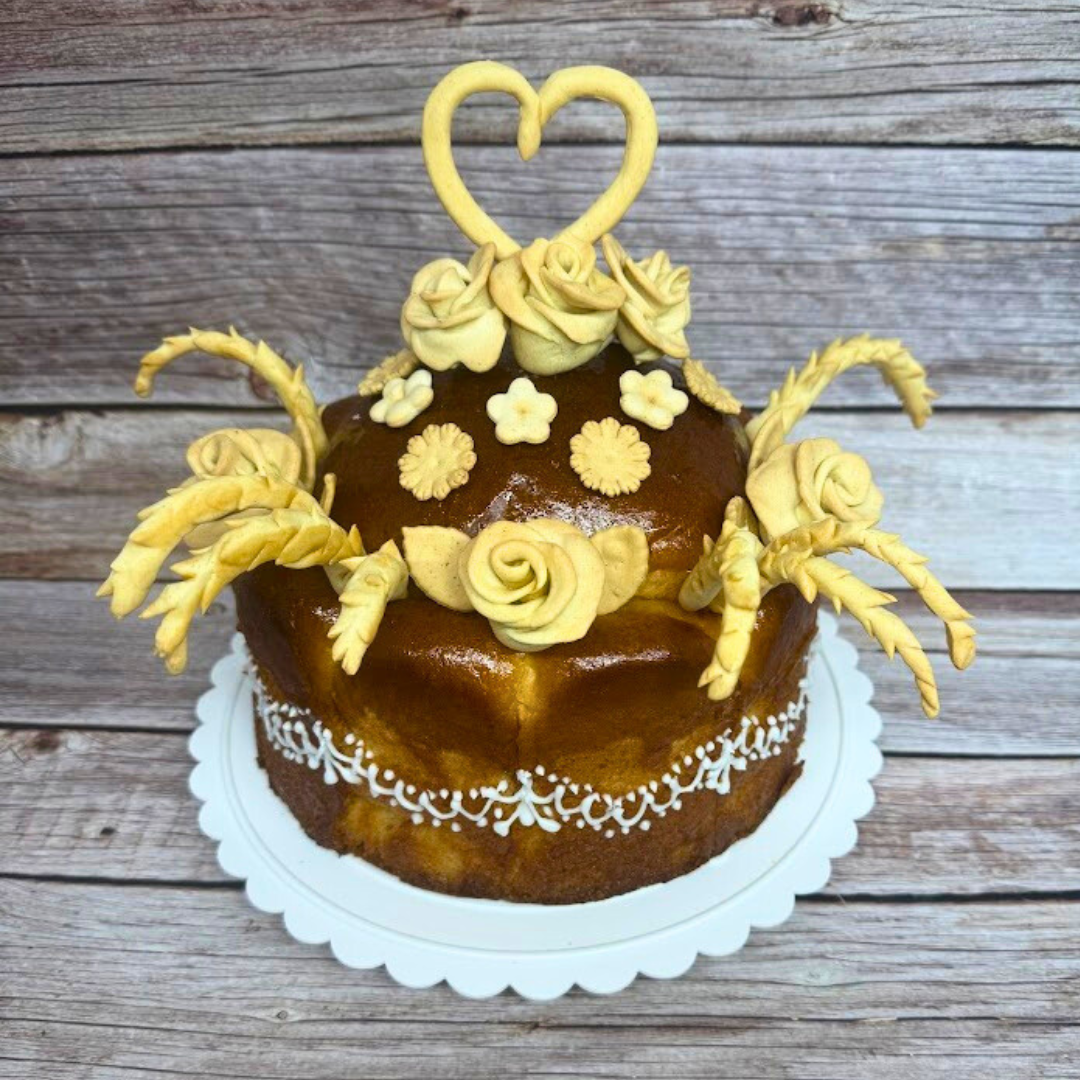 Korovai wedding bread styled for a Ukrainian wedding table