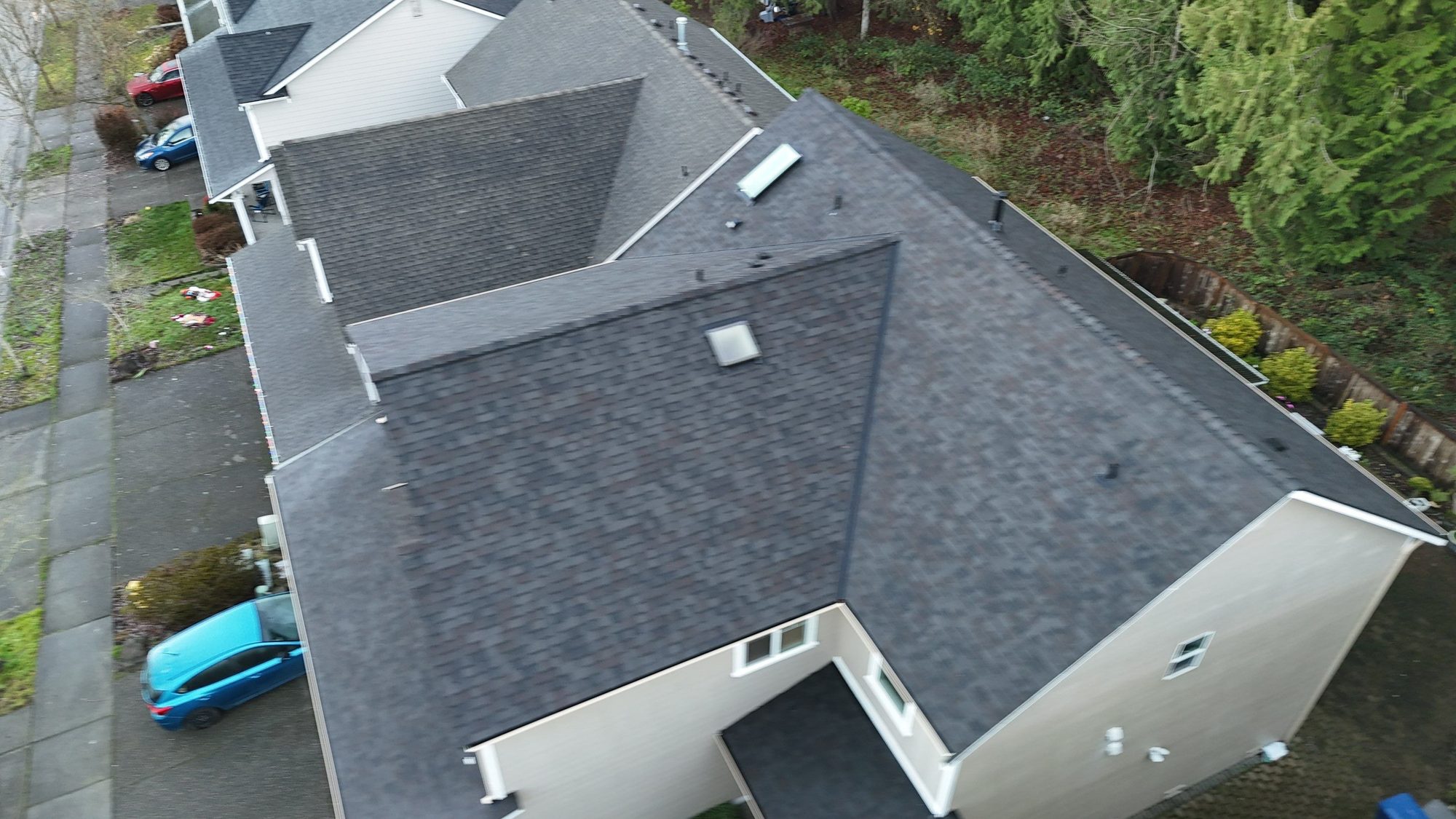 Amor Roofing Black Oak asphalt roof in Snohomish, aerial roof 01