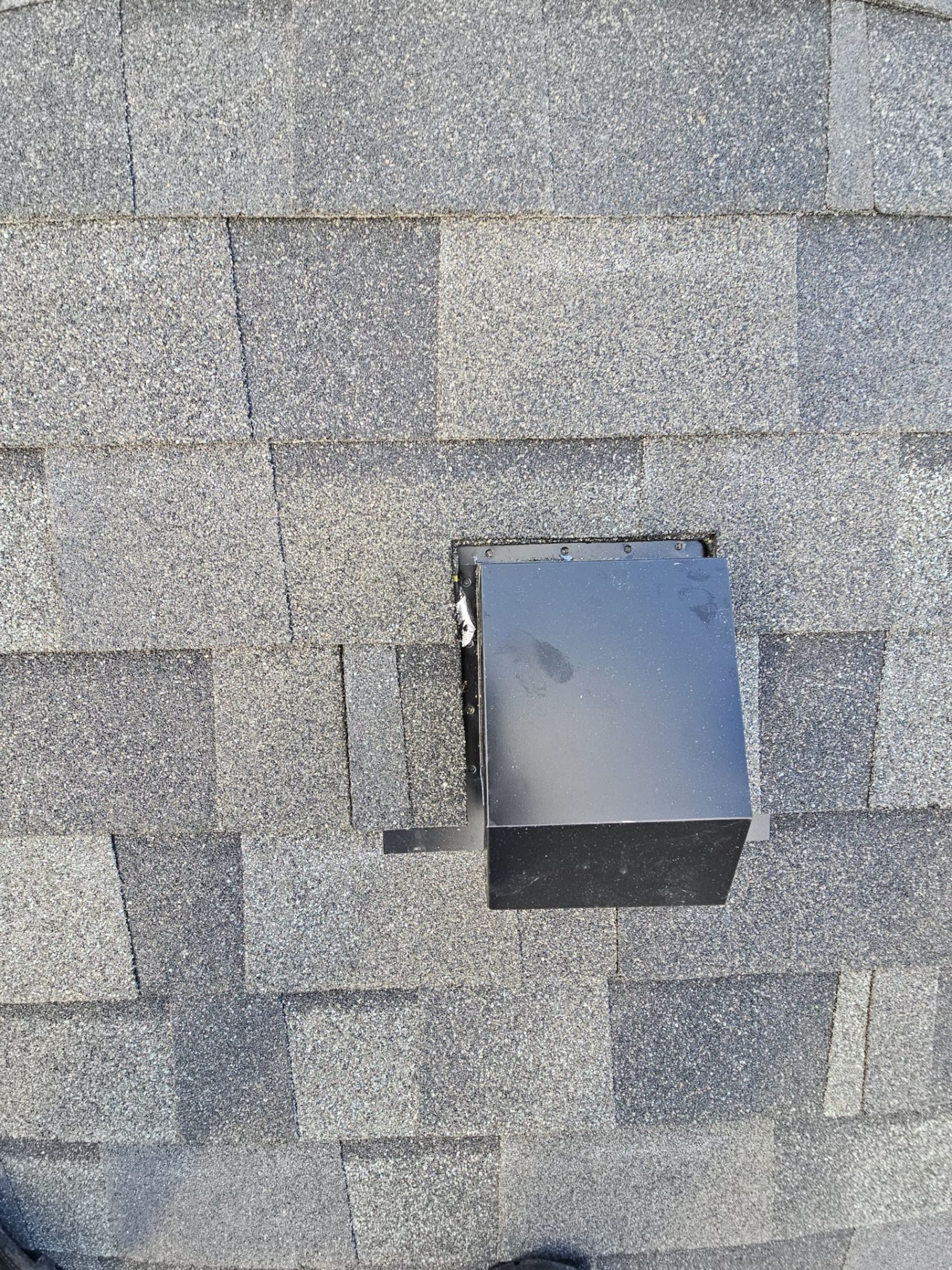 Detail of Storm Grey asphalt shingle roof showing craftsmanship in Lake Stevens, WA