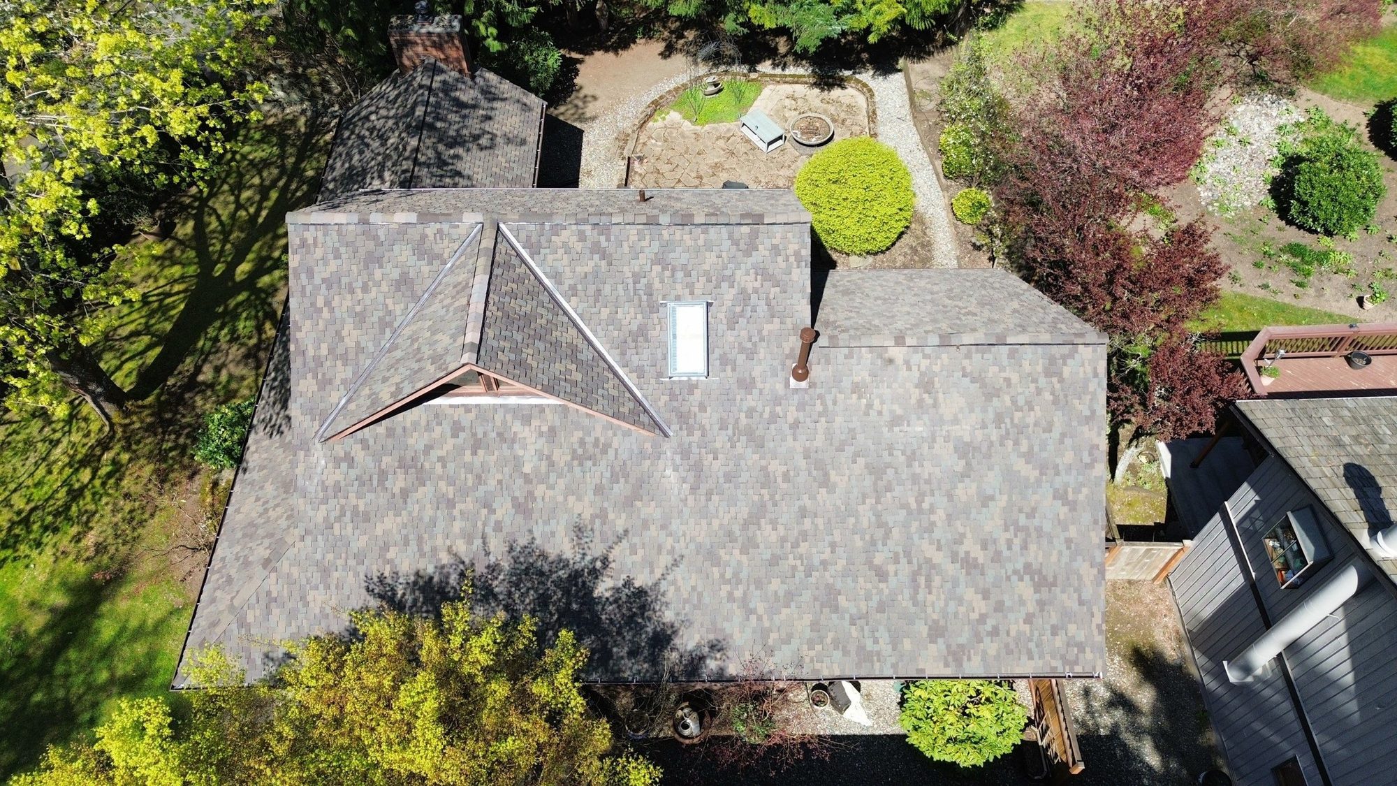 Drone view of the finished Presidential Shake Autumn Blend roof, Mill Creek, WA, by Amor Roofing