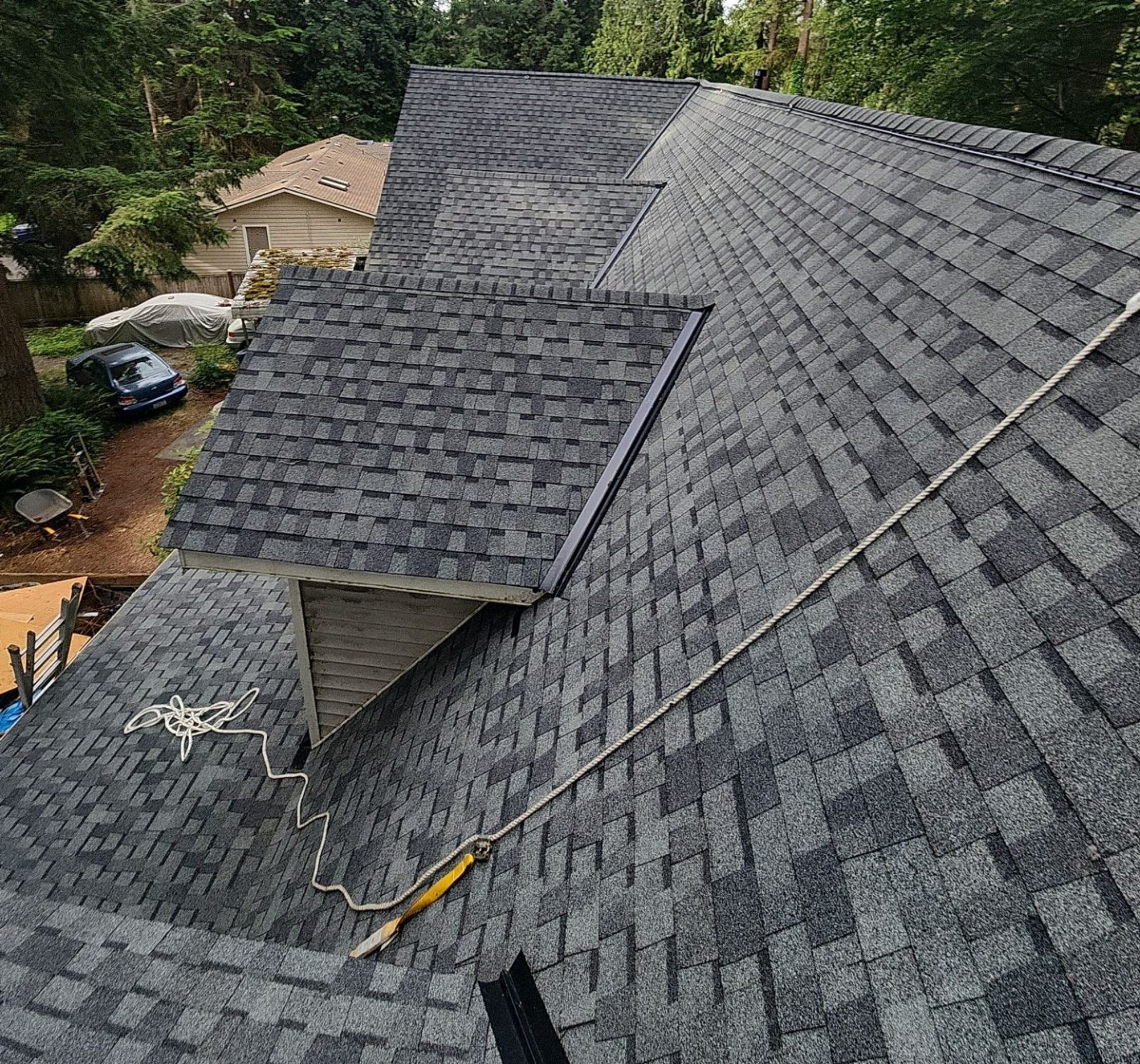 Ridge and dormer of the finished Pabco Premier Pewter Gray asphalt shingle roof, Lake Stevens, WA