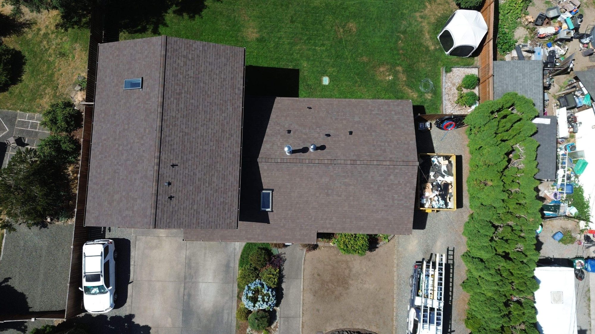 Amor Roofing Heather asphalt roof in Renton, a hero