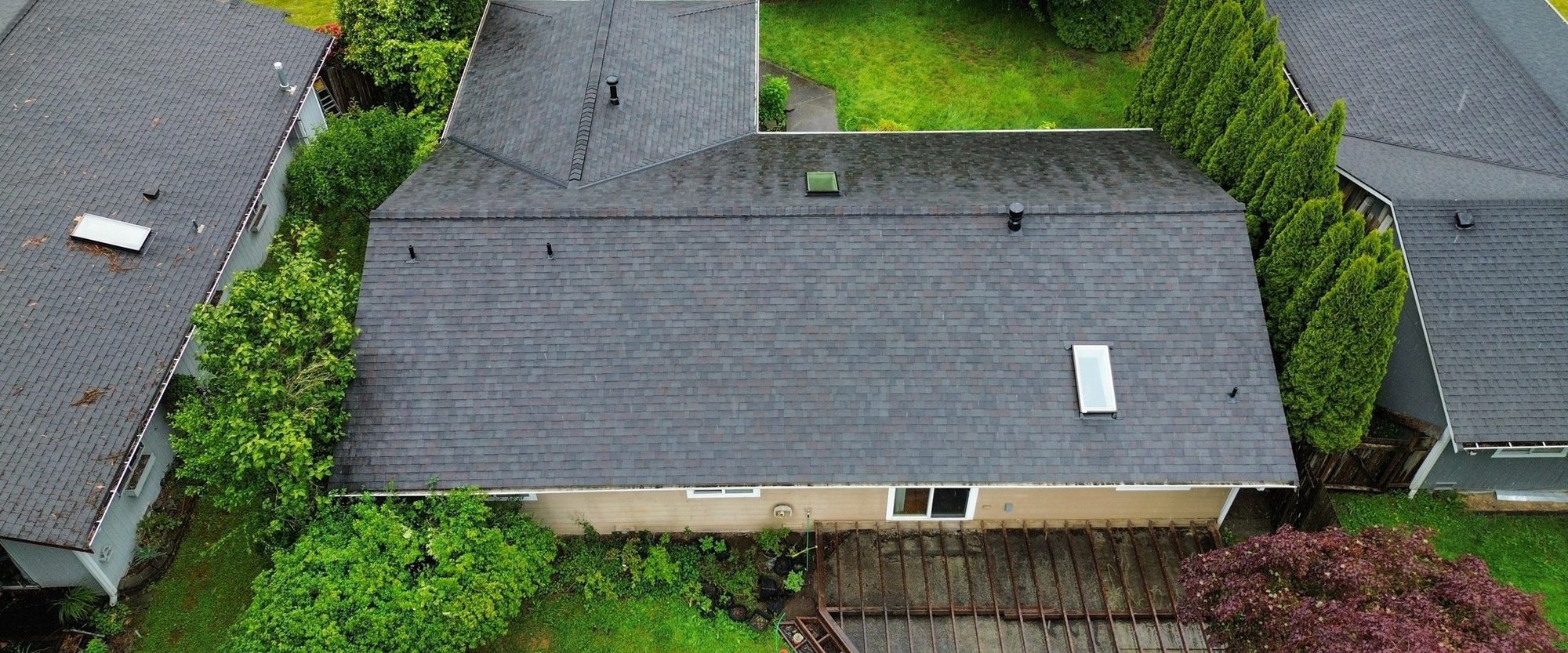 Drone view of the finished Malarkey Vista Black Oak asphalt shingle roof, Lake Stevens, WA, by Amor Roofing
