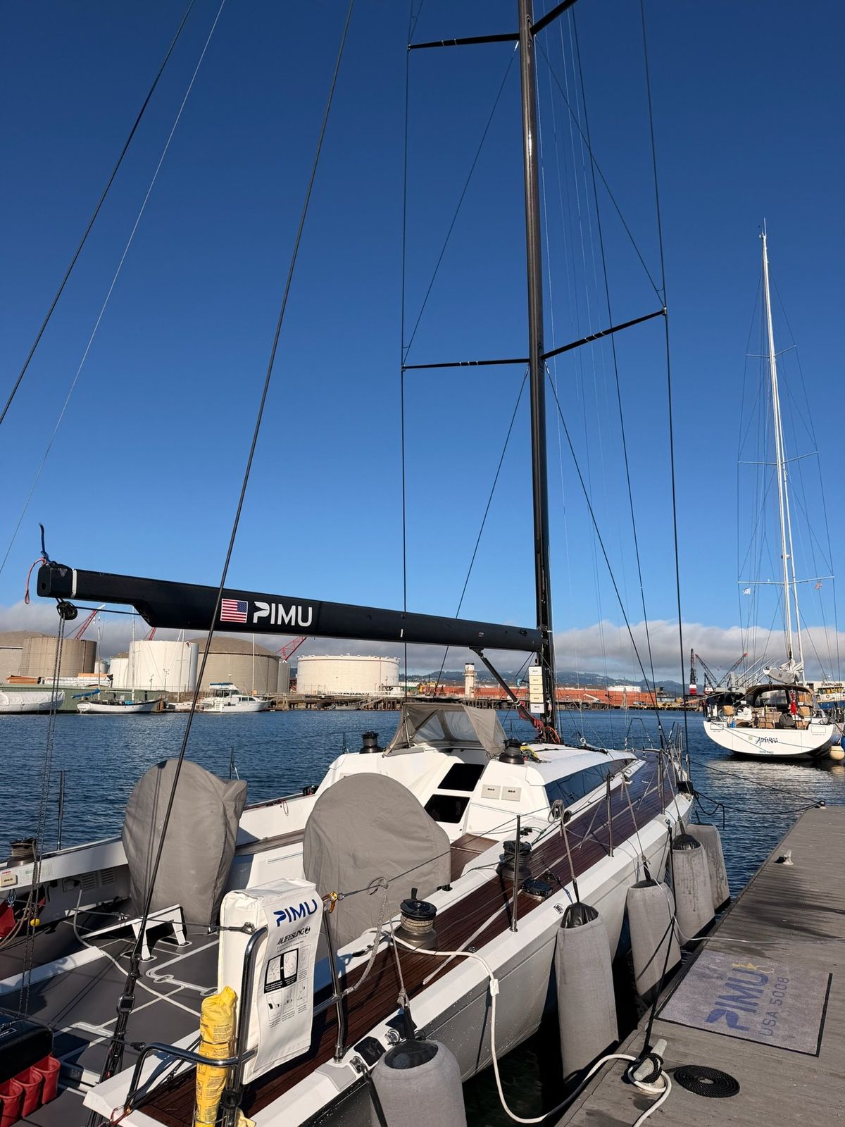 Cockpit and boom at the dock