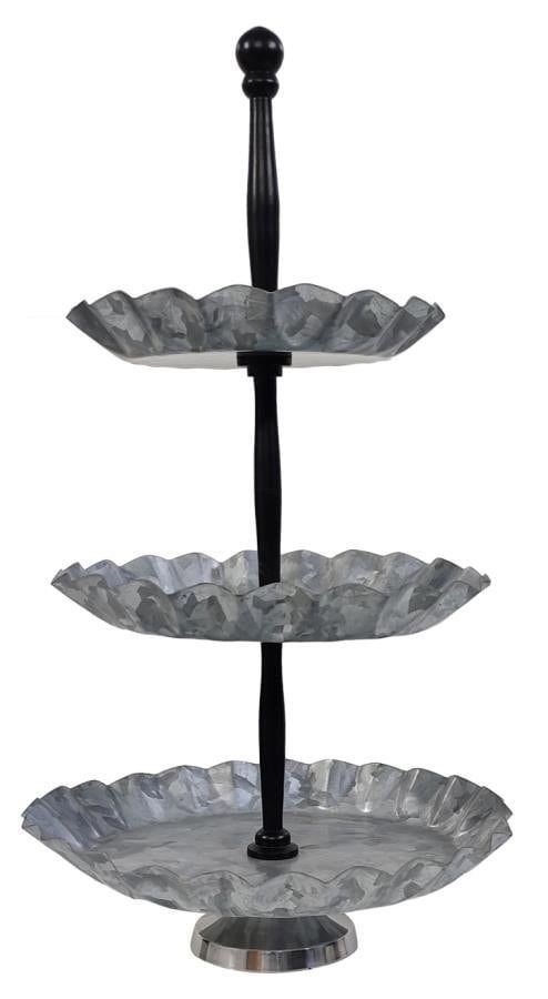 Three-tier serving tower