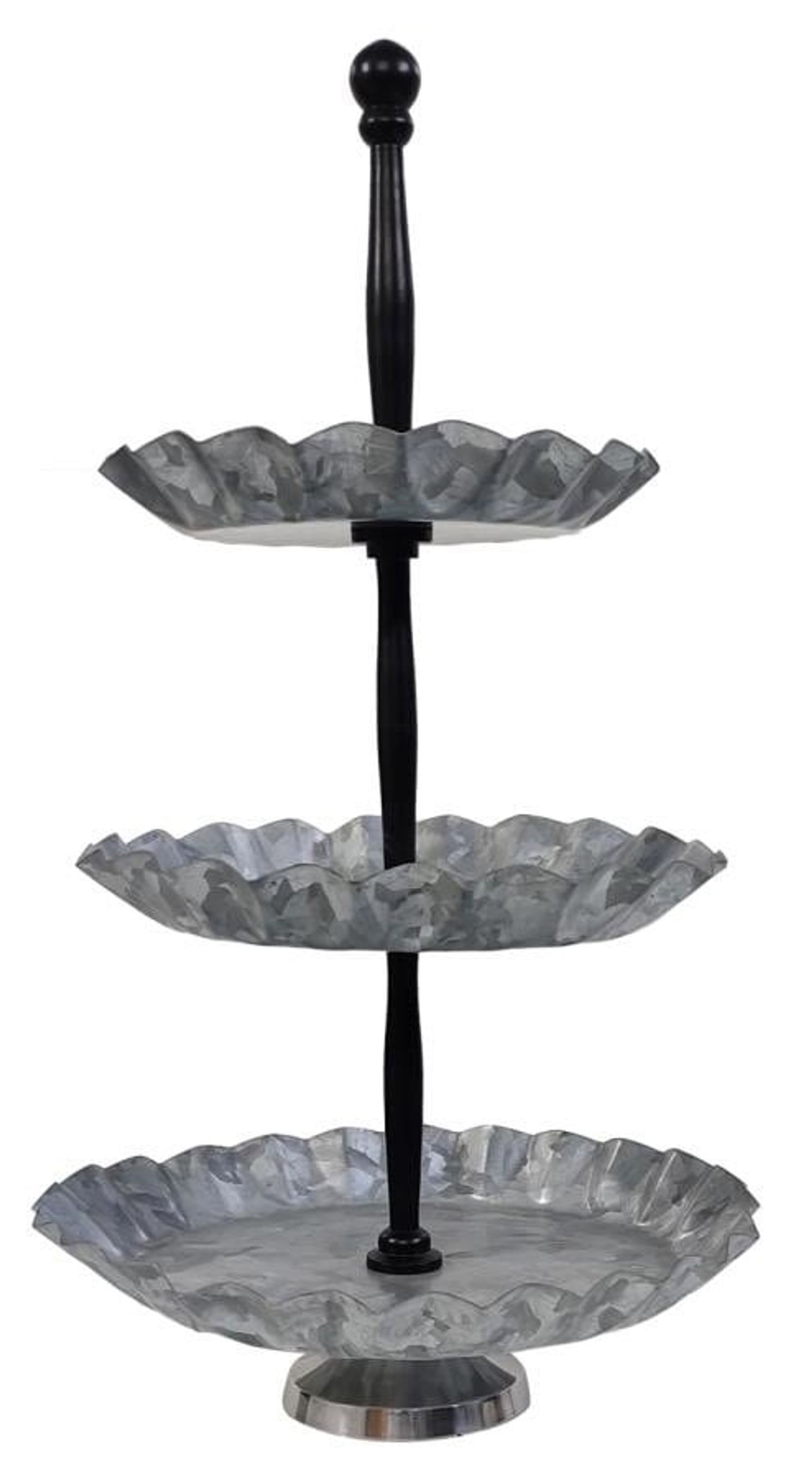 Three-tier serving tower