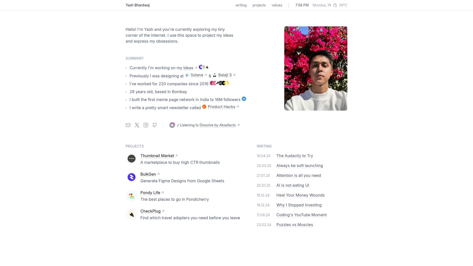 screenshot of yOS on template0.com