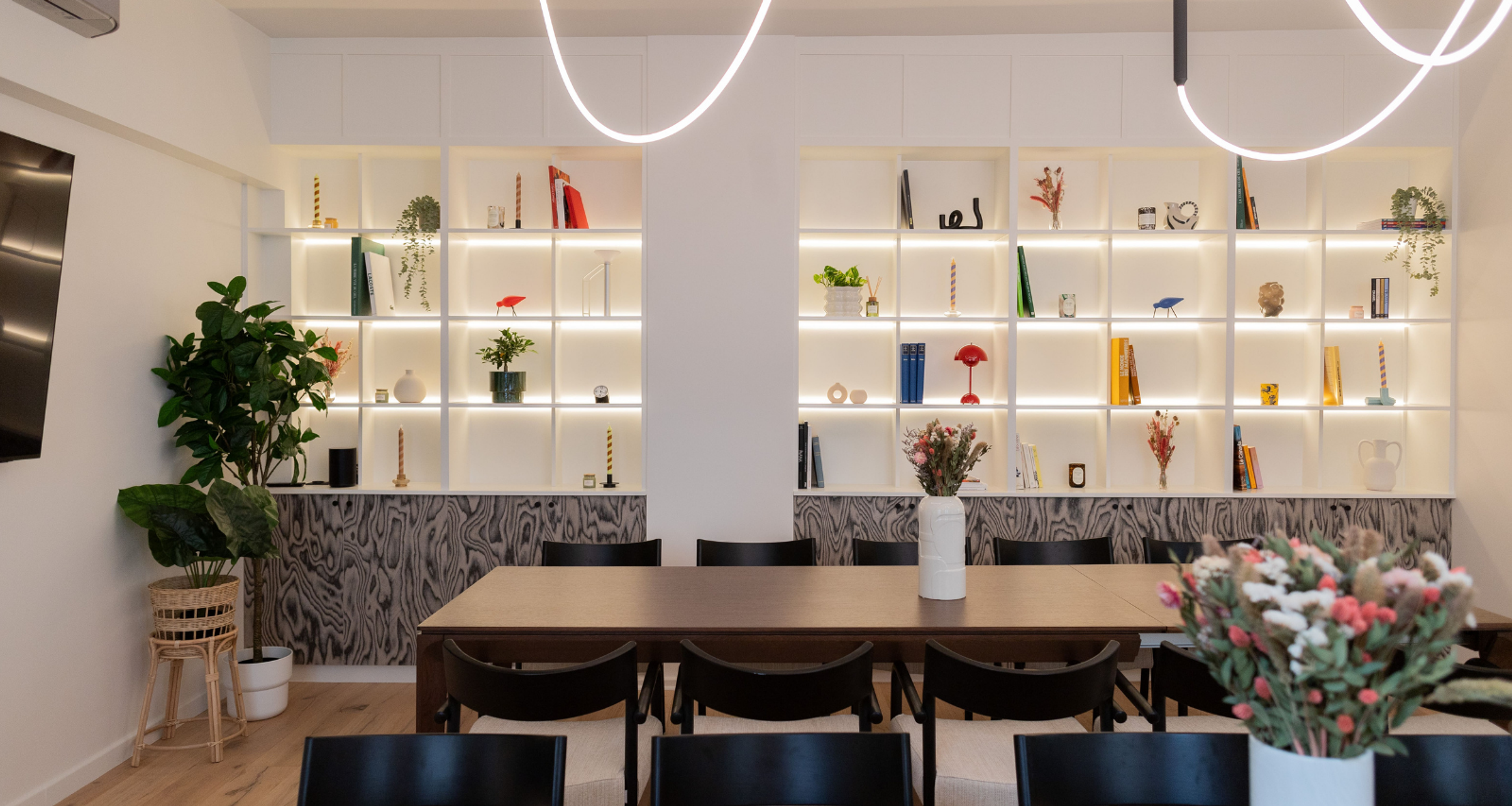 lieu organiser showroom