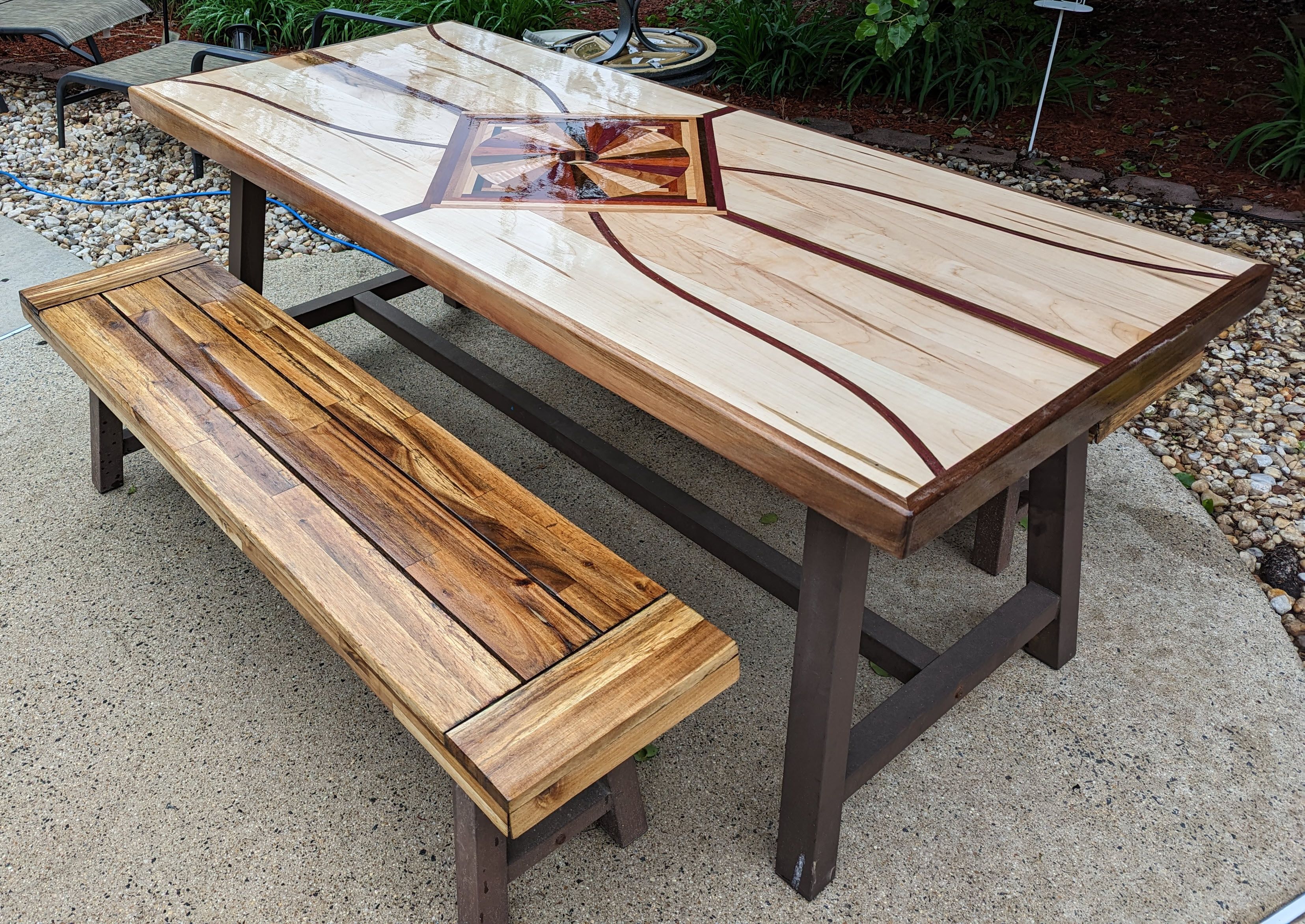 The Picnic Table — photo 2