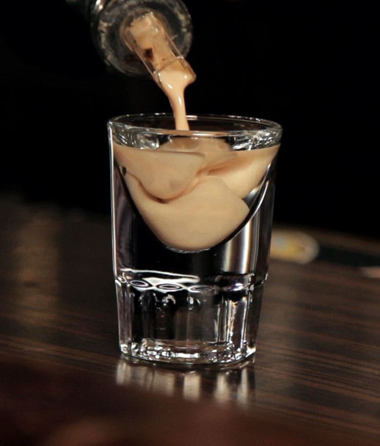 Buttery Nipple Shot