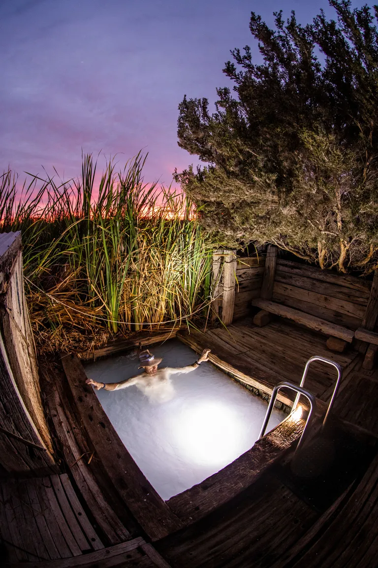 coward springs hot springs oodnadatta track south australia