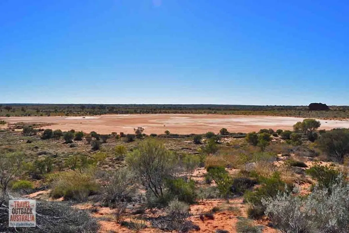 Rainbow Valley Conservation Reserve, Alice Springs, outback Australia