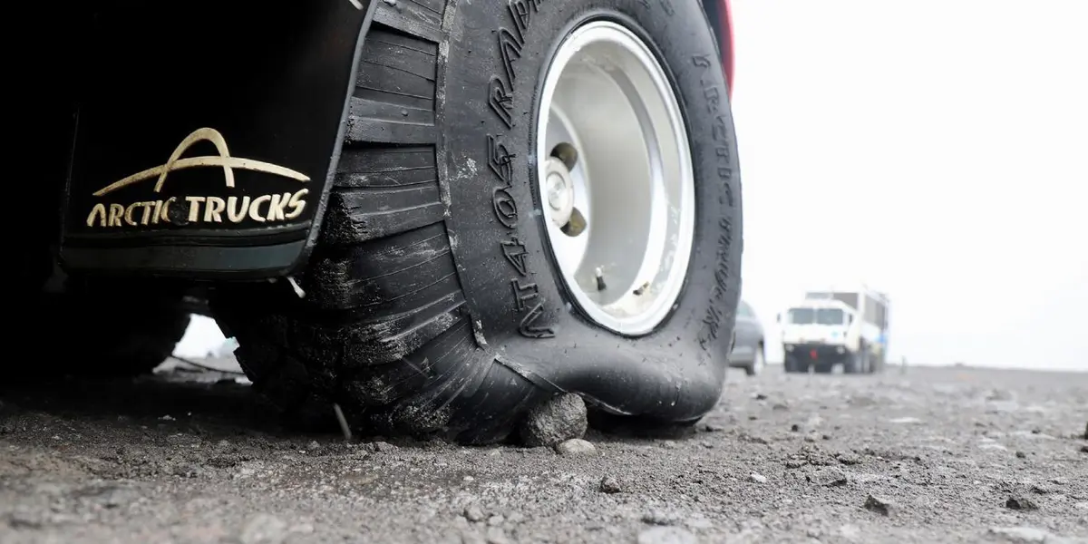 U4053-article-images_TRAVEL-iceland_image-2-1320x660