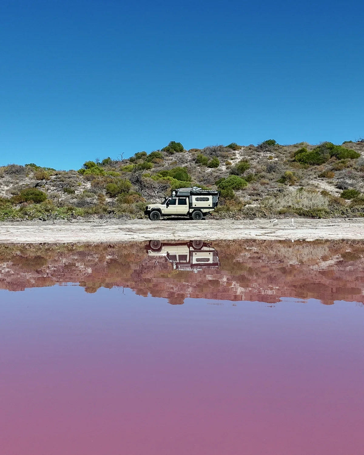 Toyota LandCruiser 4X4 by Lake MacDonnell in SA