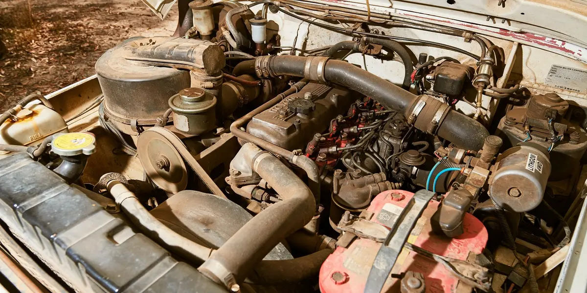 U4052-article-images_VEHICLES-custom-4x4-bj42_image-3