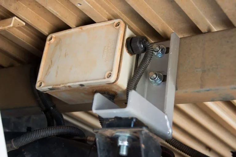 New canopy mounts