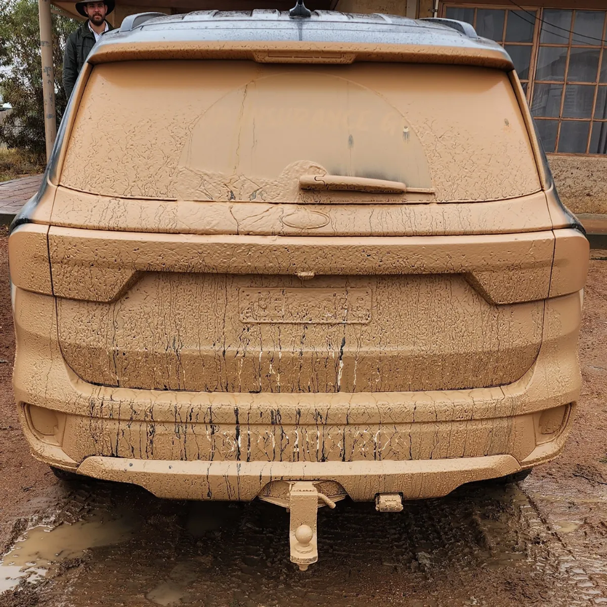 muddy ford everest outback driving wet weather