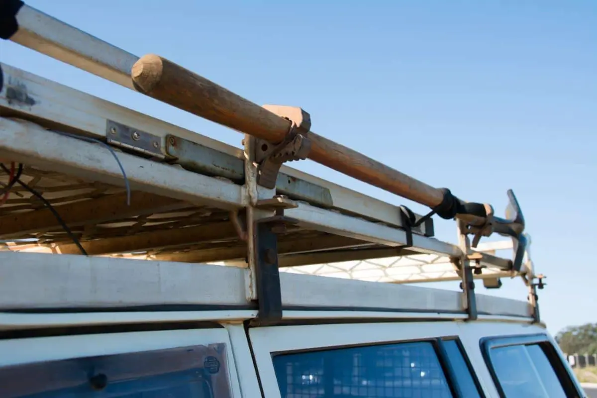 Mounting roof racks