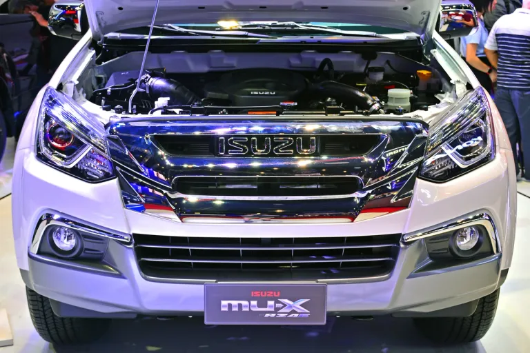 Isuzu MU-X engine under bonnet