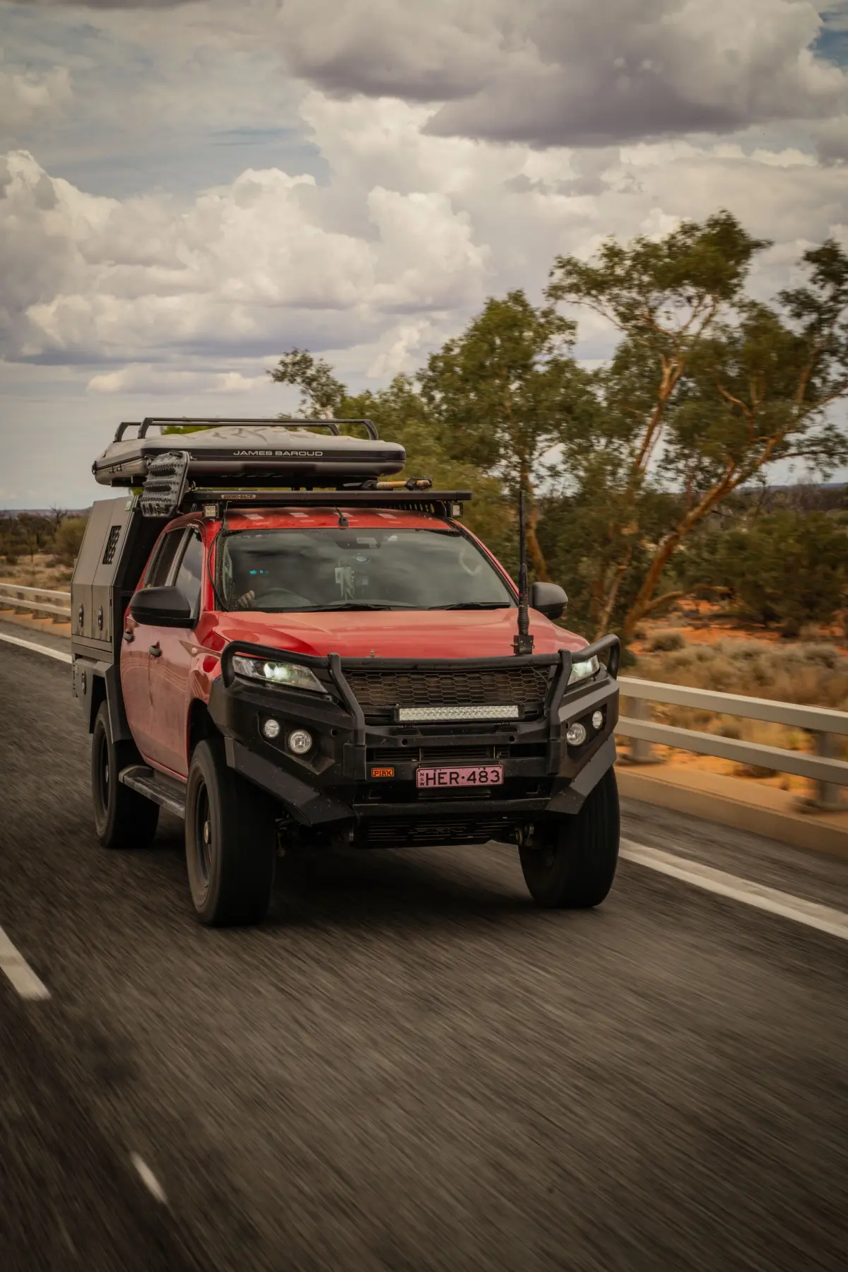 mitsuibishi triton canopy build