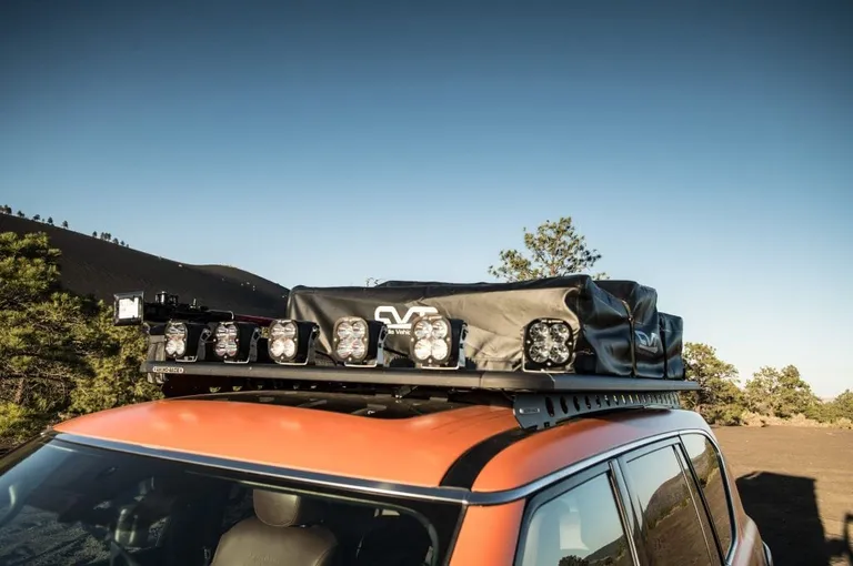 2018-nissan-armada-mountain-patrol-roof-rack-and-cvt-tent-1024x680