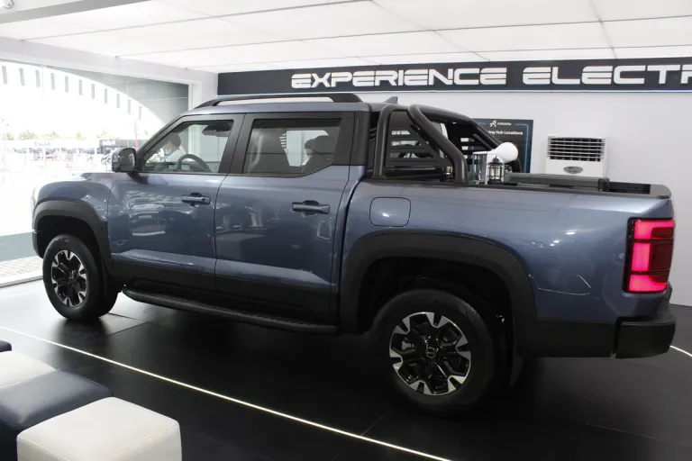 Exterior of a grey BYD Shark 6