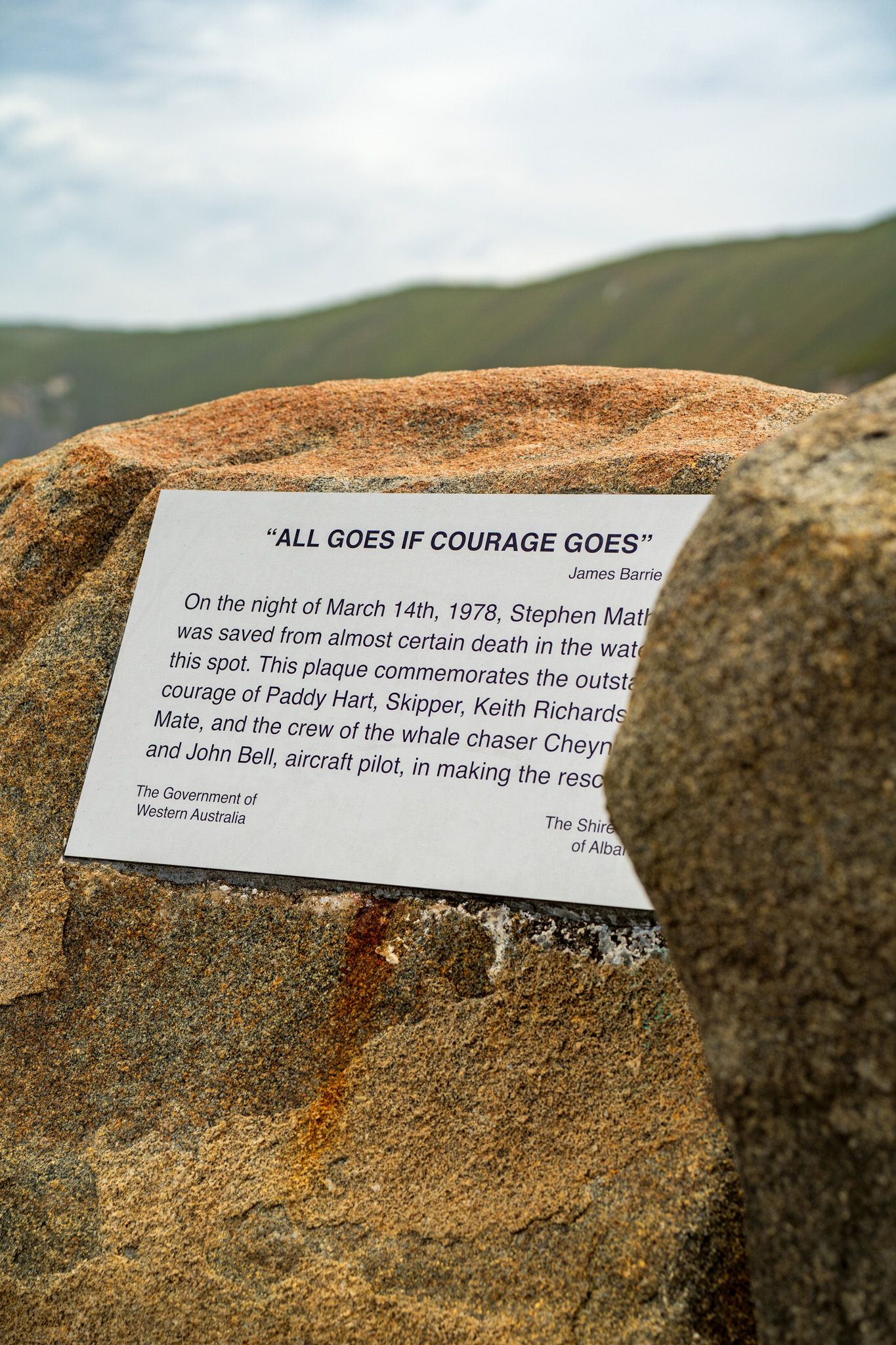  A memorial plaque