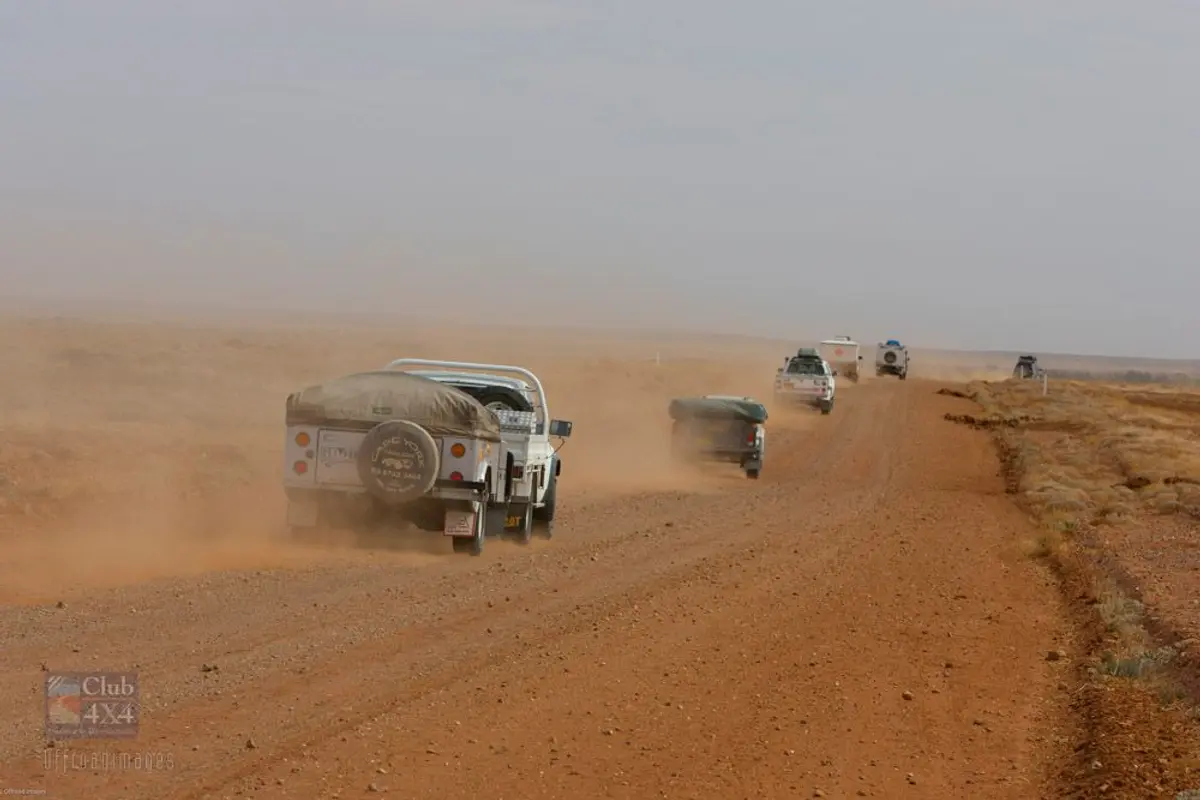 camper trailer off road travelling with friends australia 4wd