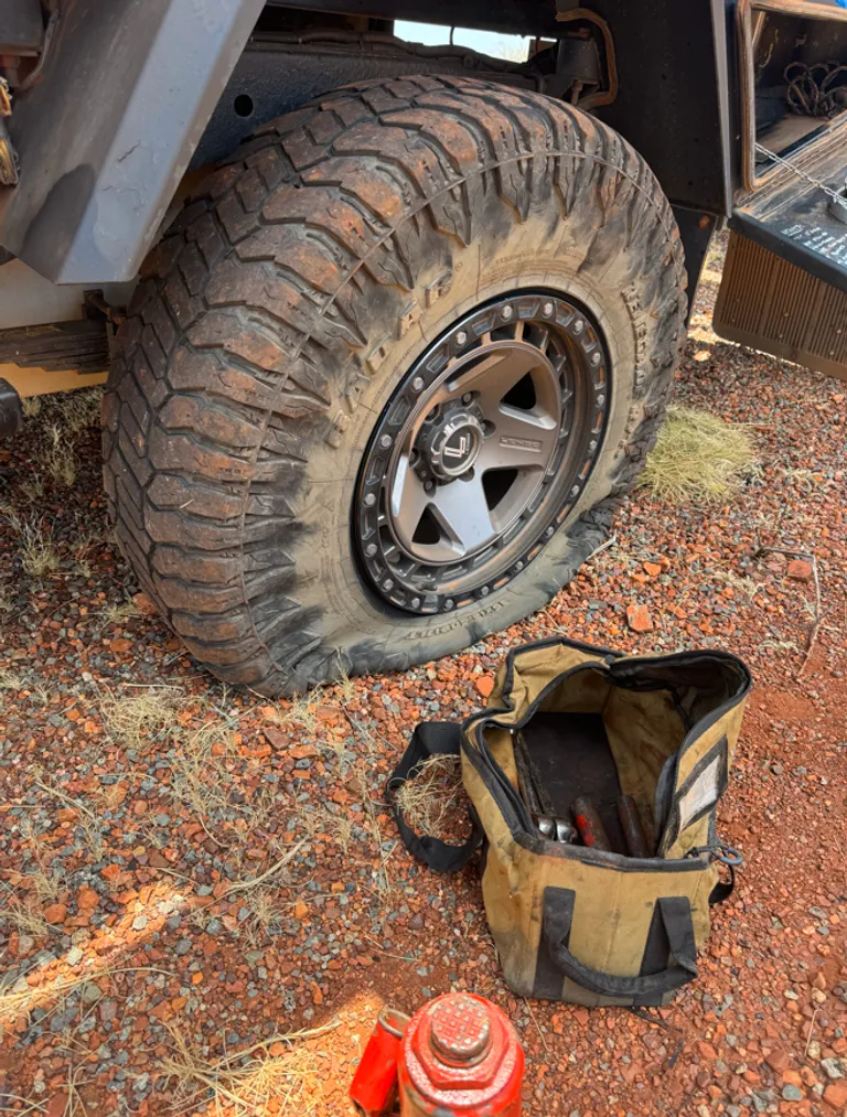 flat tyre offroad 4wd