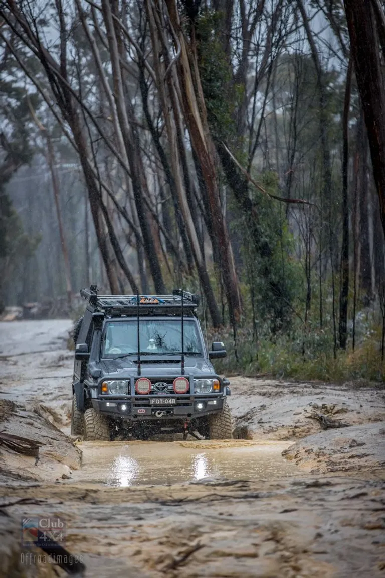 how to drive in mud