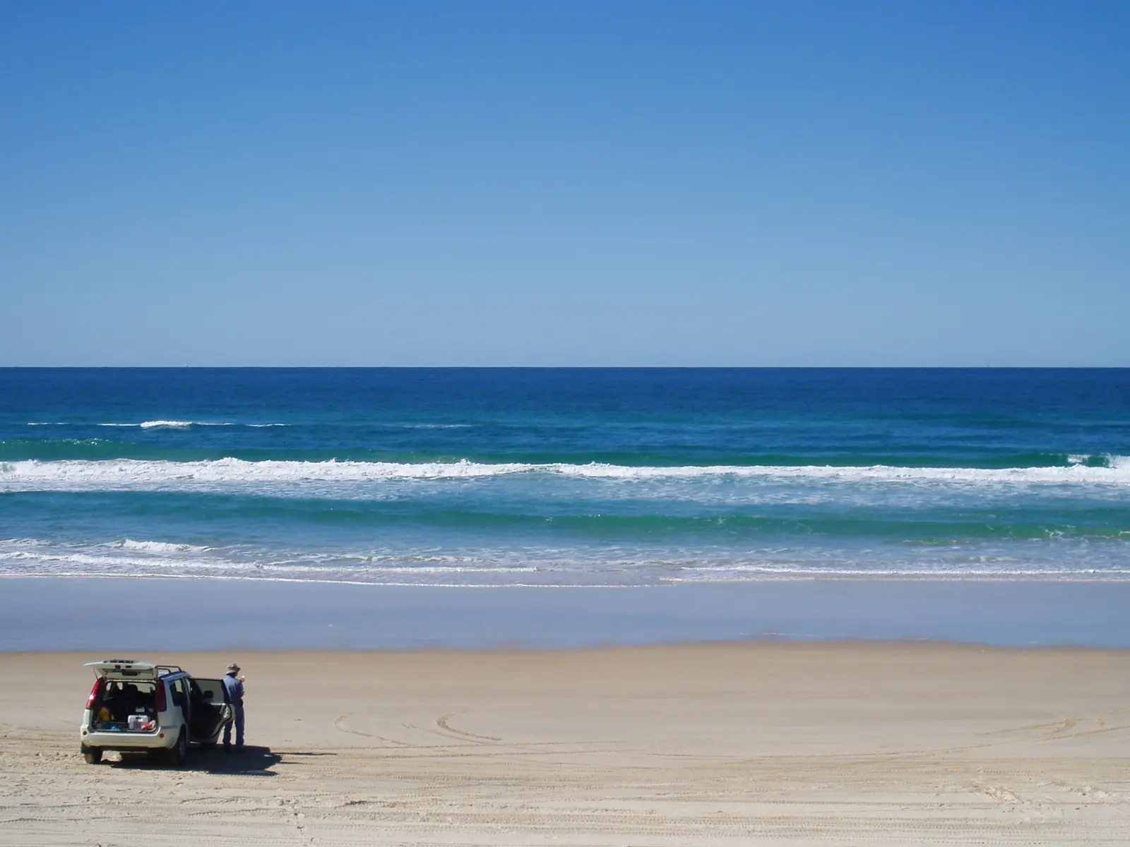 A 4WD on Bribie Island's eastern beach