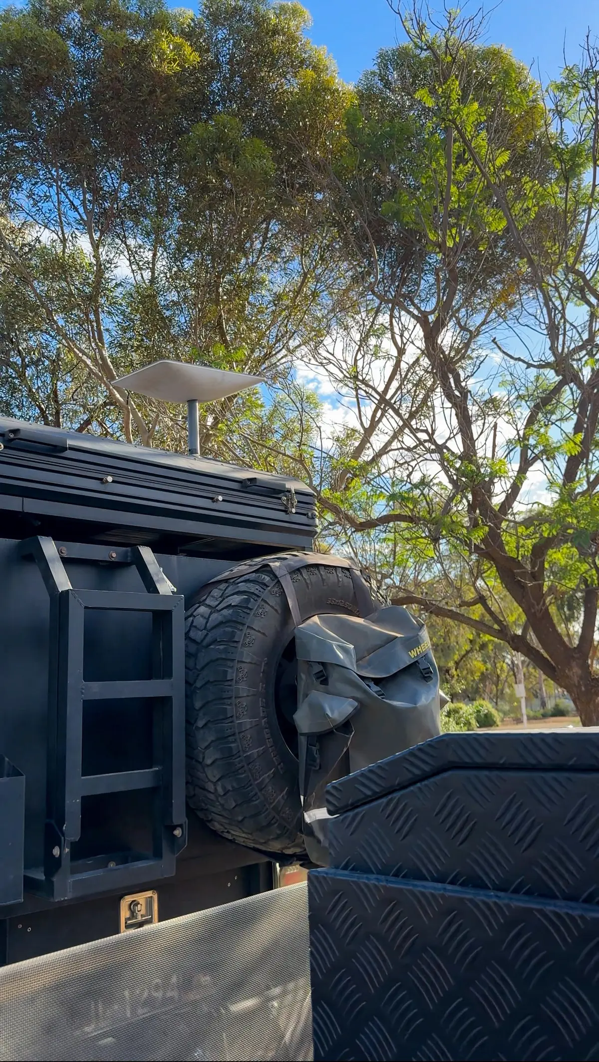 starlink satelitte internet for remote travel around australia