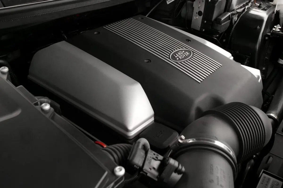 The 4.4 litre V8 petrol engine makes plenty of power, and sounds pretty good when it's doing it.