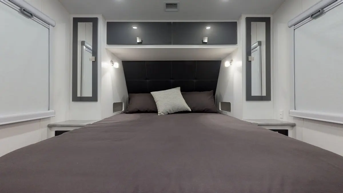 Provincial Senator 022