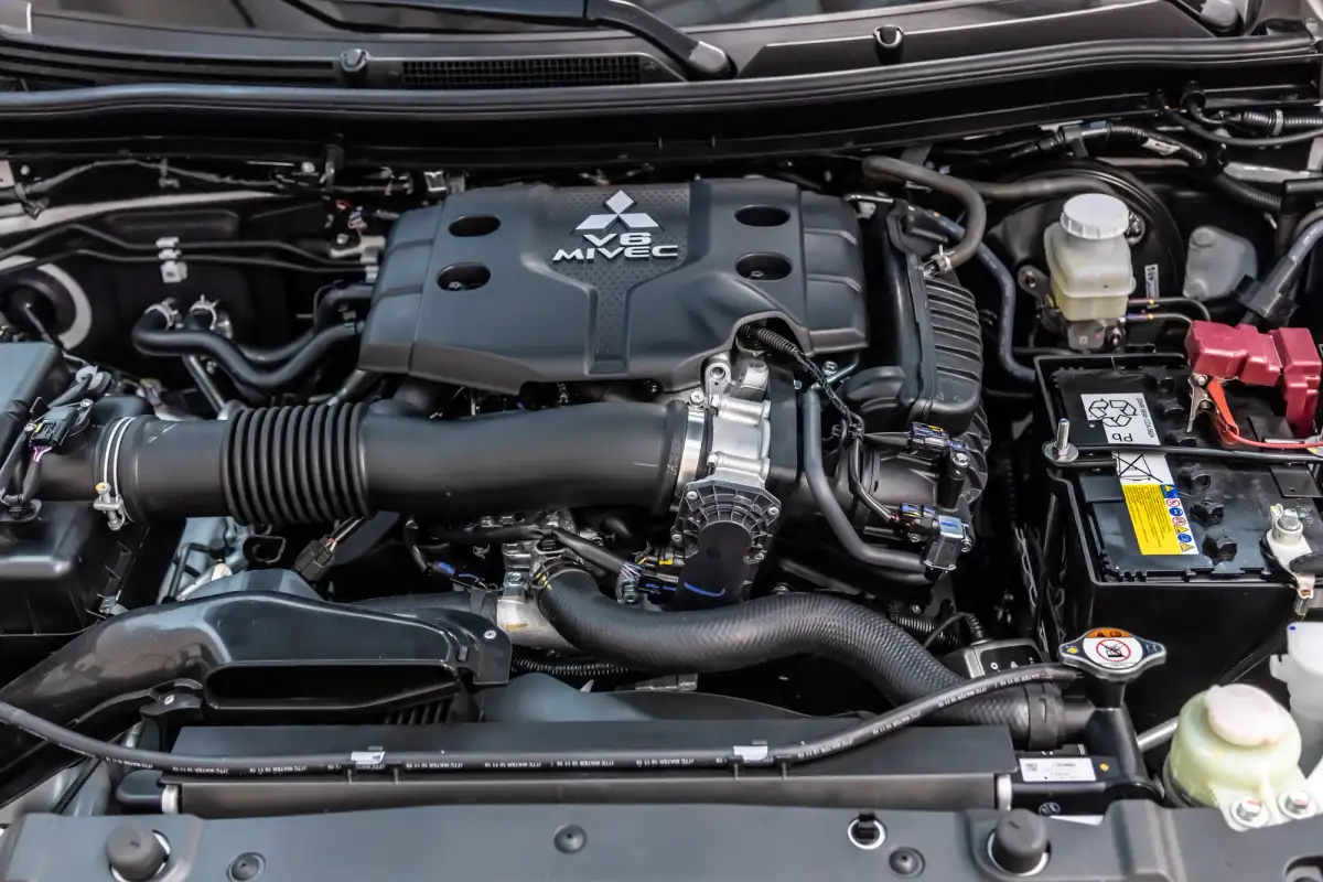 engine of a mitsubishi pajero sport