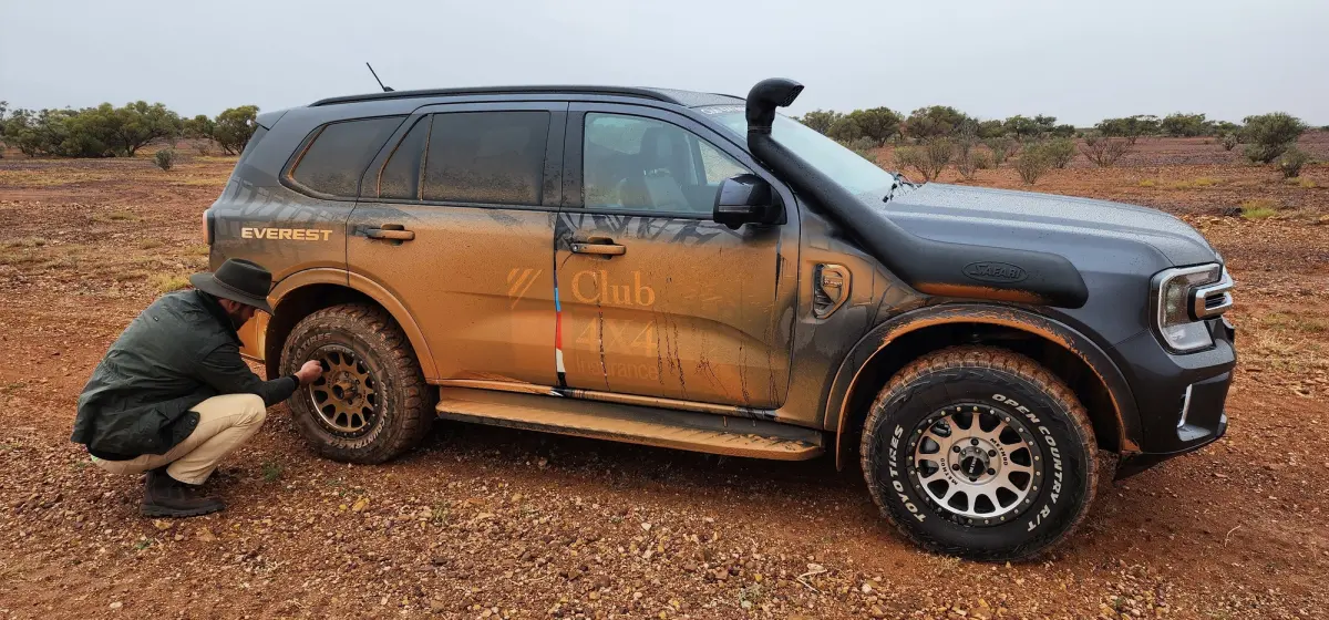airing down tyres ford everest queensland outback