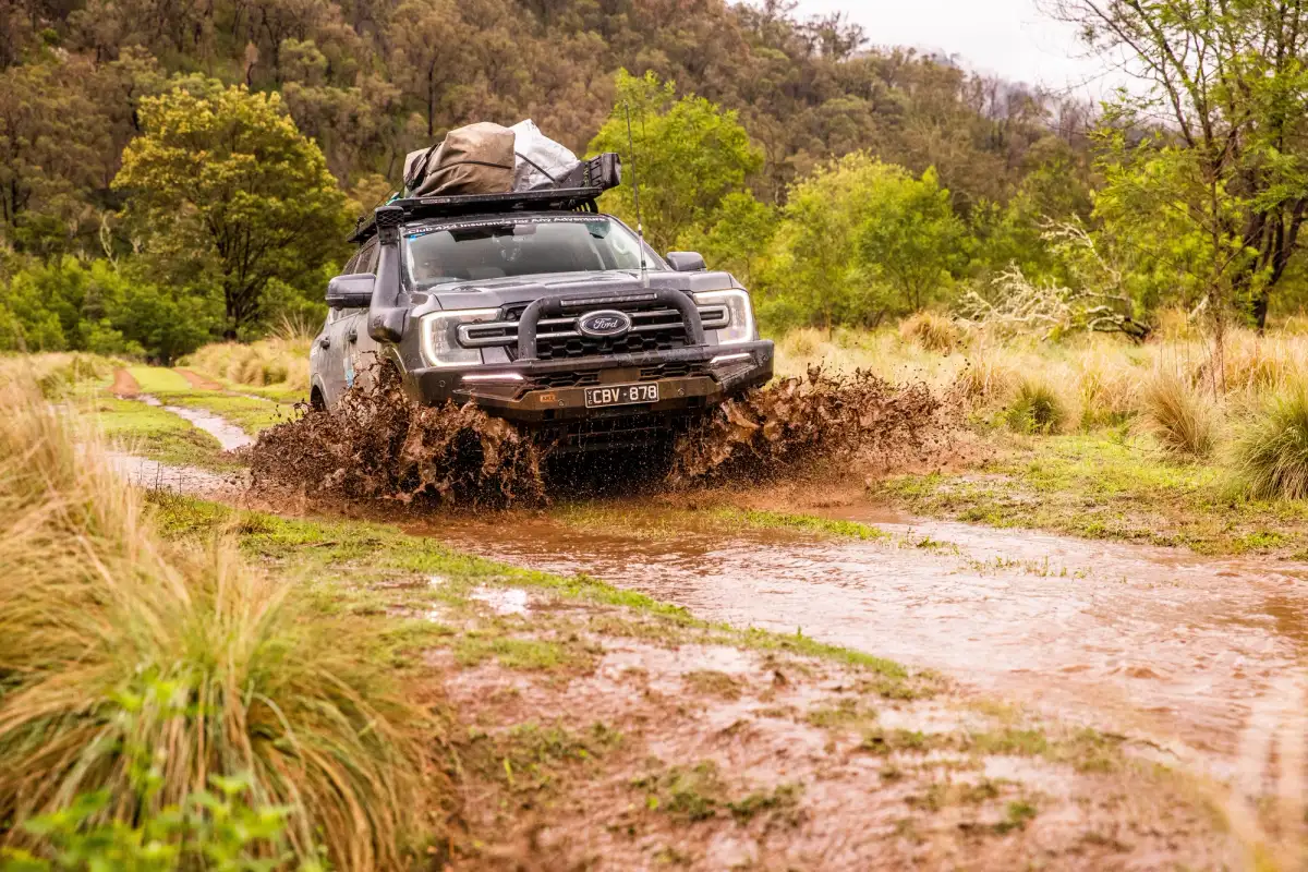 club 4x4 insurance ford everest mud crossing offroad