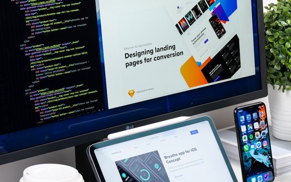Wix vs Squarespace vs WordPress 2025 — Which Is Best for Your Website?