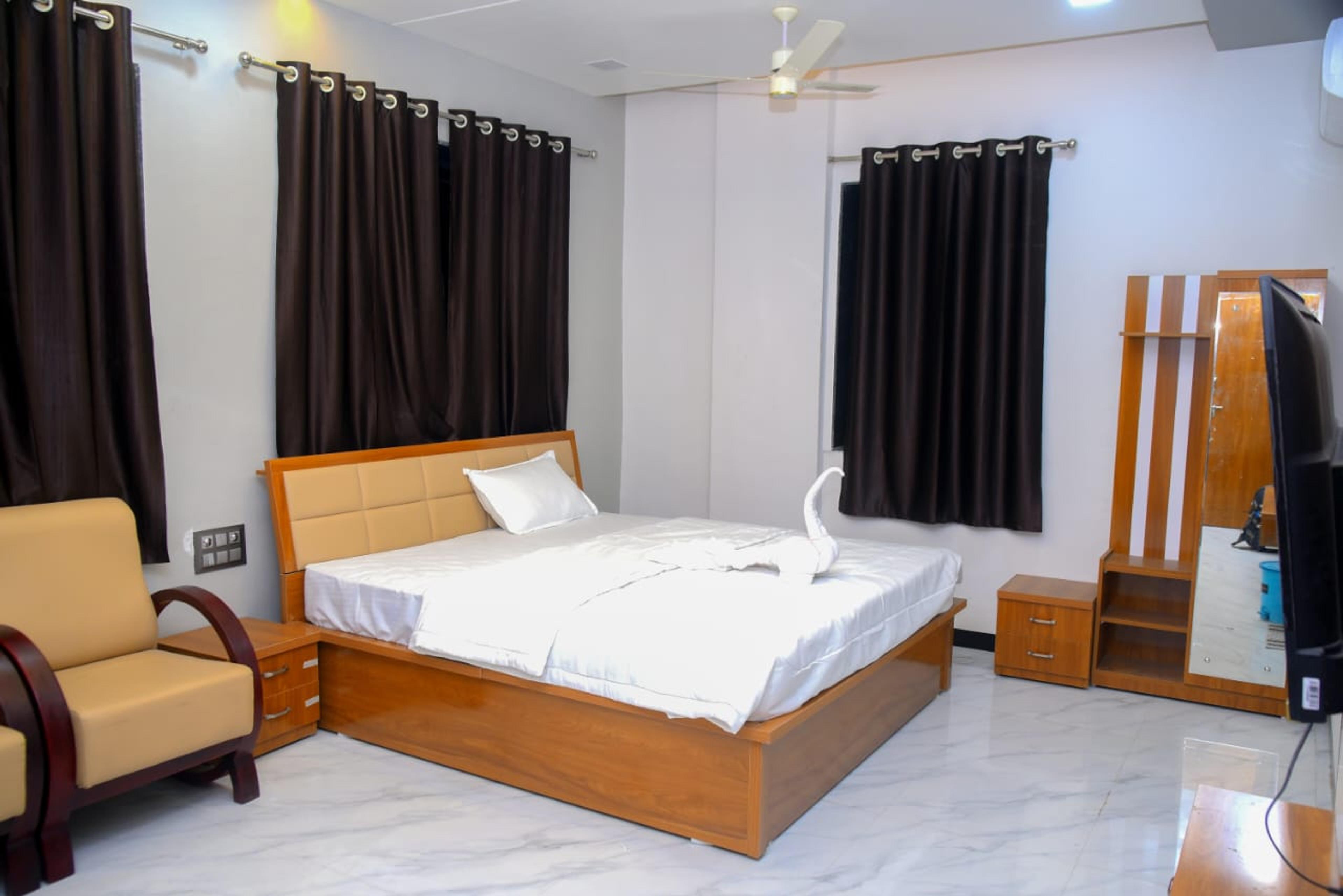 Gallery image 8 of Pooja Inn Restaurants & Lodge