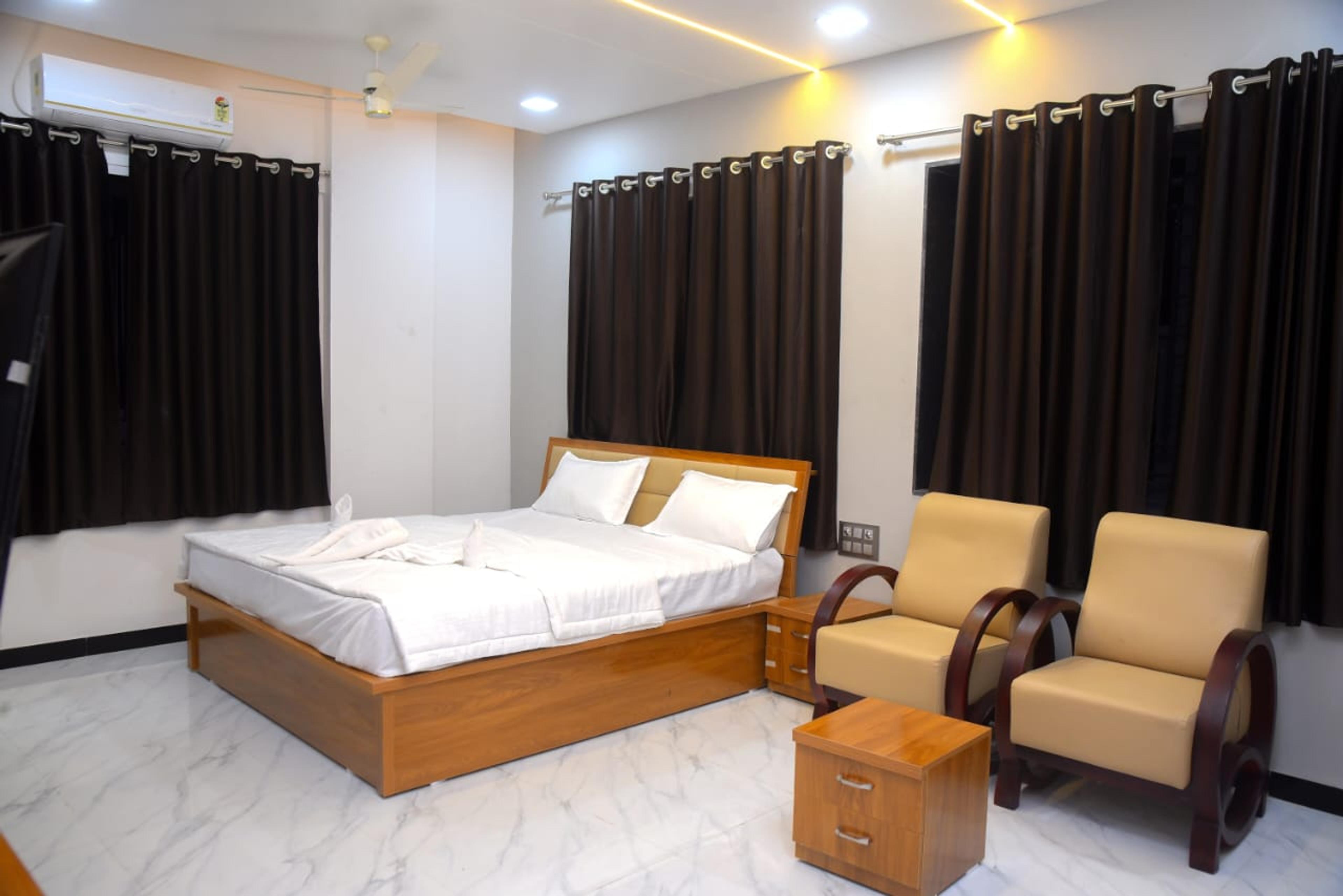 Gallery image 2 of Pooja Inn Restaurants & Lodge