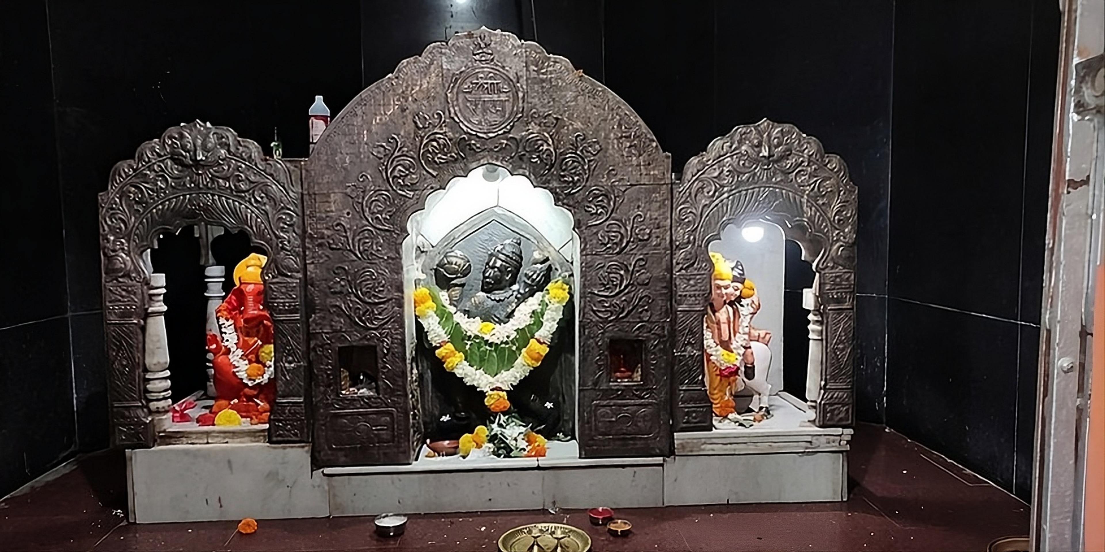 Gallery image 2 of Kala Maruti Mandir