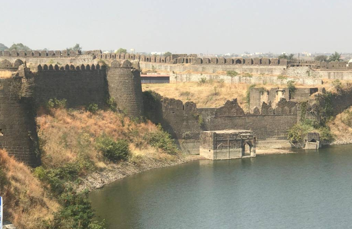 Naldurg Fort