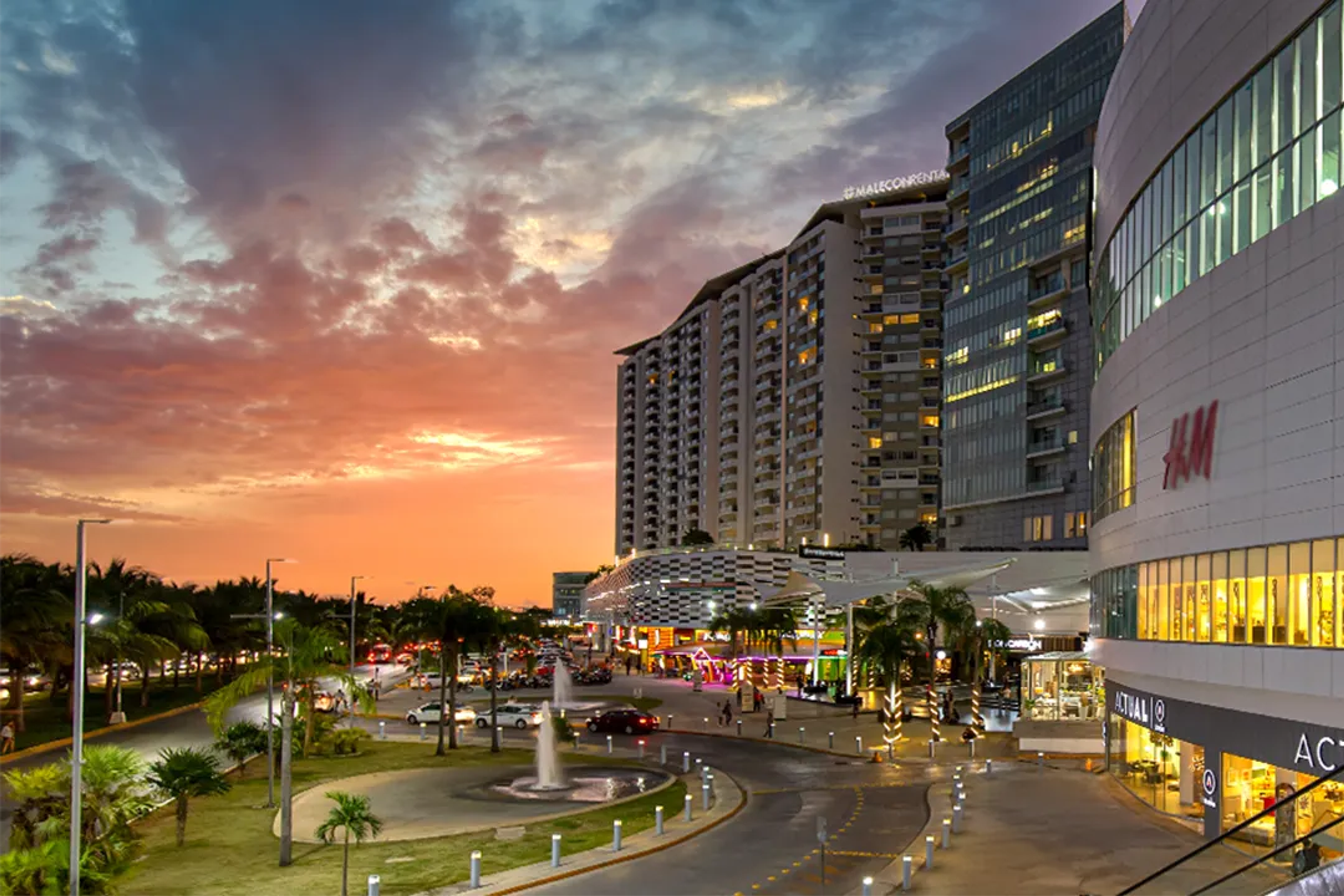 Zona Hotelera de Cancún moderniza su alumbrado público
