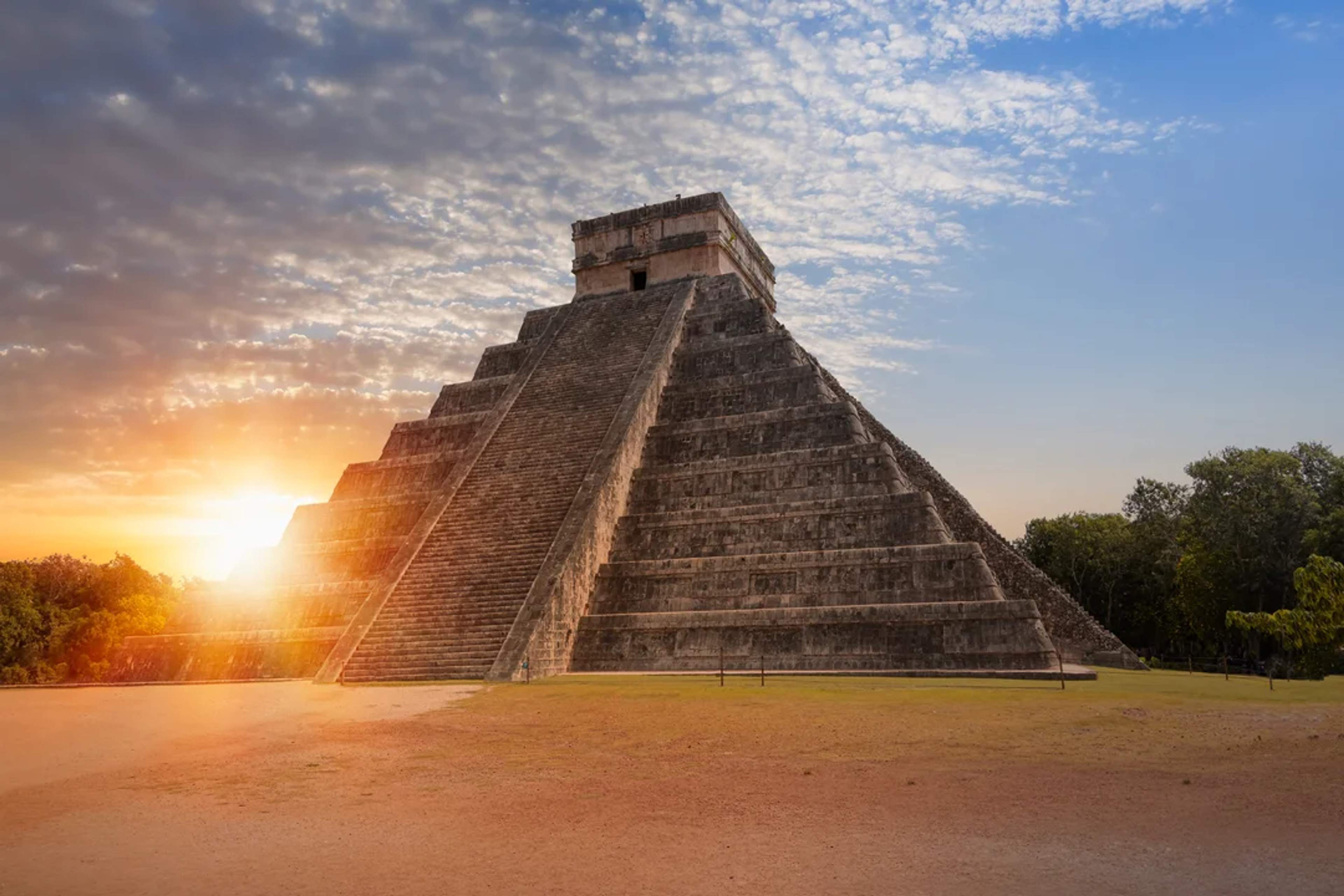 Chichen Itza pyramid at sunset 