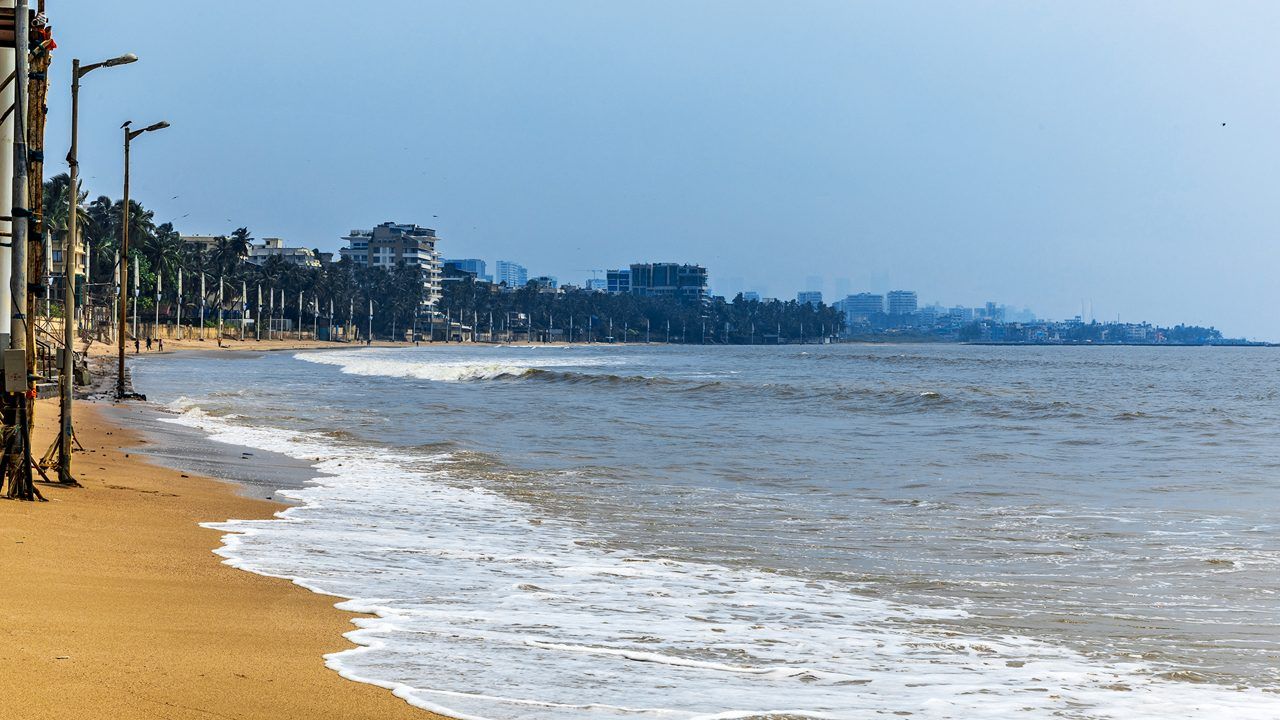 Juhu beach - the mumbai's attraction 