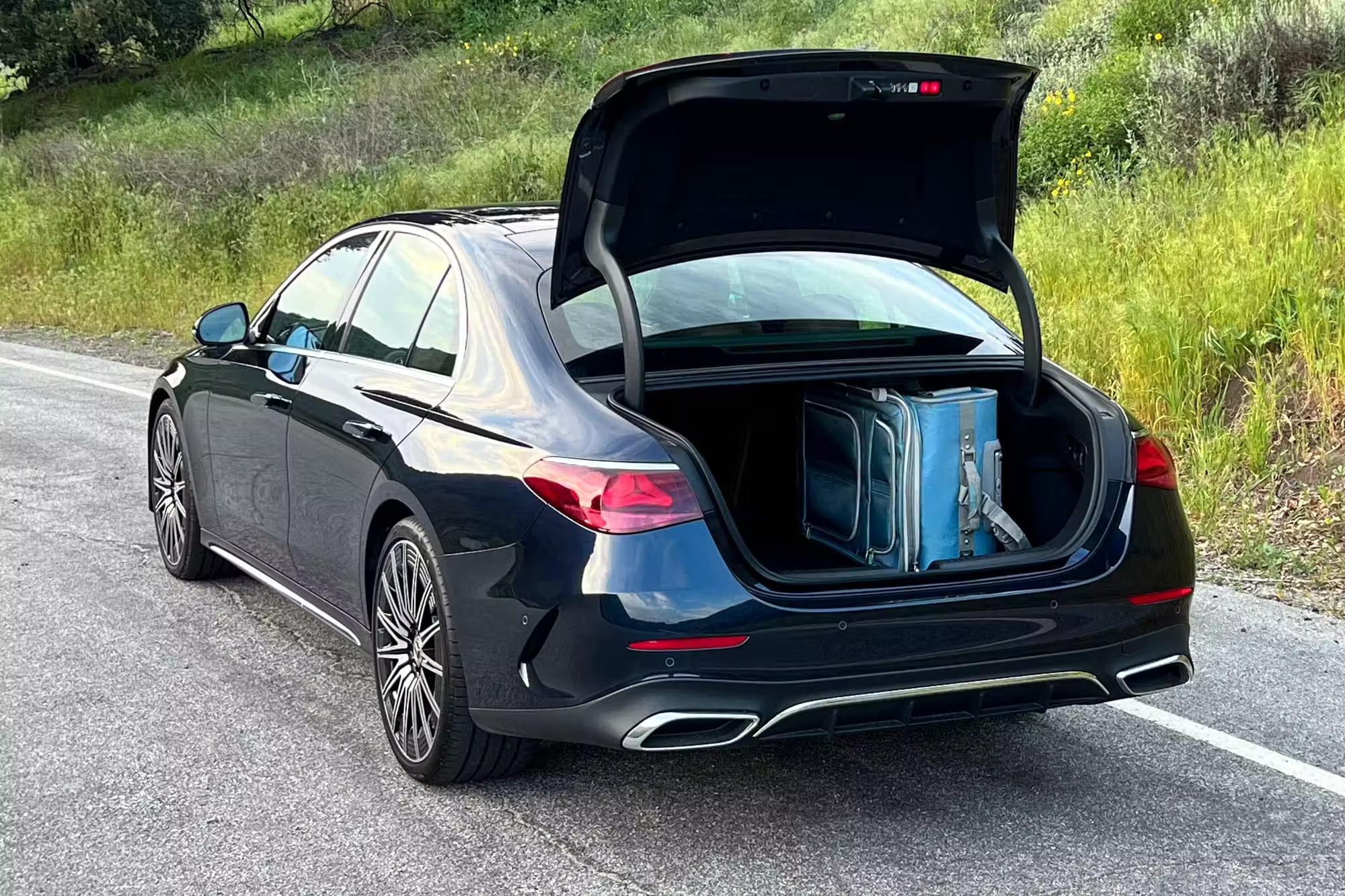 Executive Sedan 3