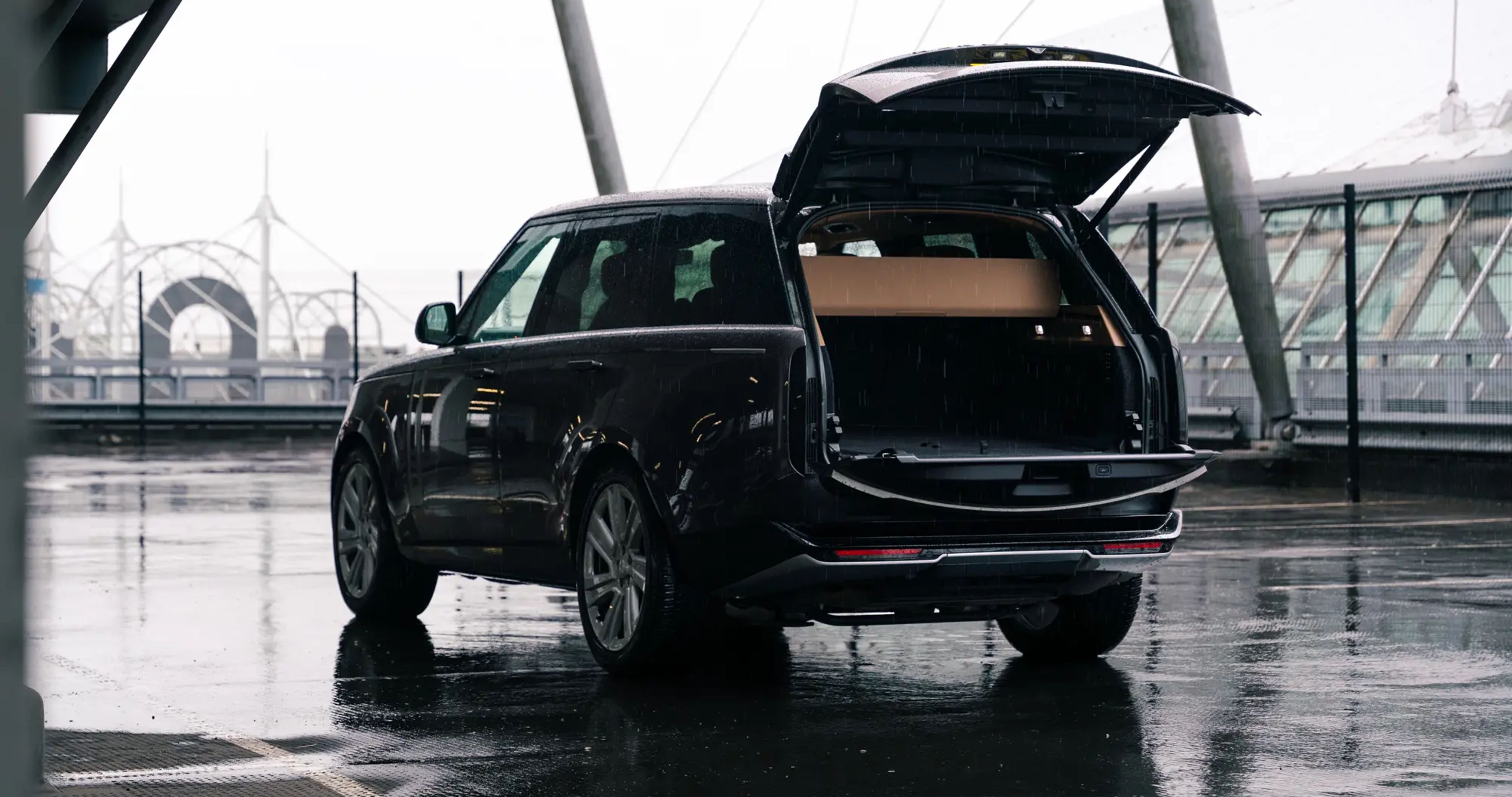 Luxury SUV 3