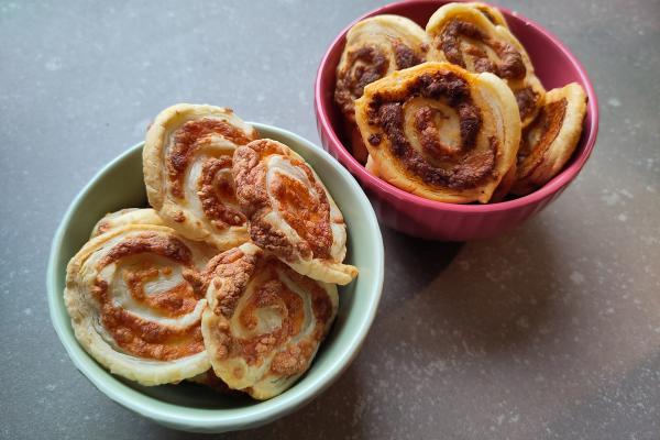 Card background for Käsecracker