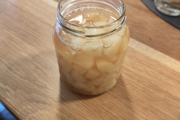 Card background for Süße Birnen