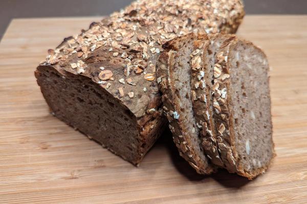 Card background for Saaten Sauerteigbrot